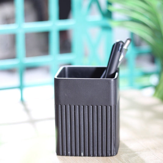 Black Pen Holder